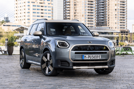 Mini Countryman electric Charging cable