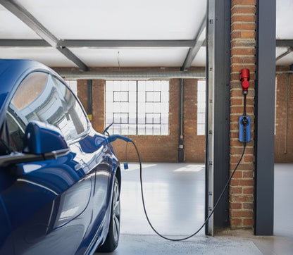 Type 2 - 32A red commando socket | 3 phase | Adjustable 8A - 32a | 22kW charging cable